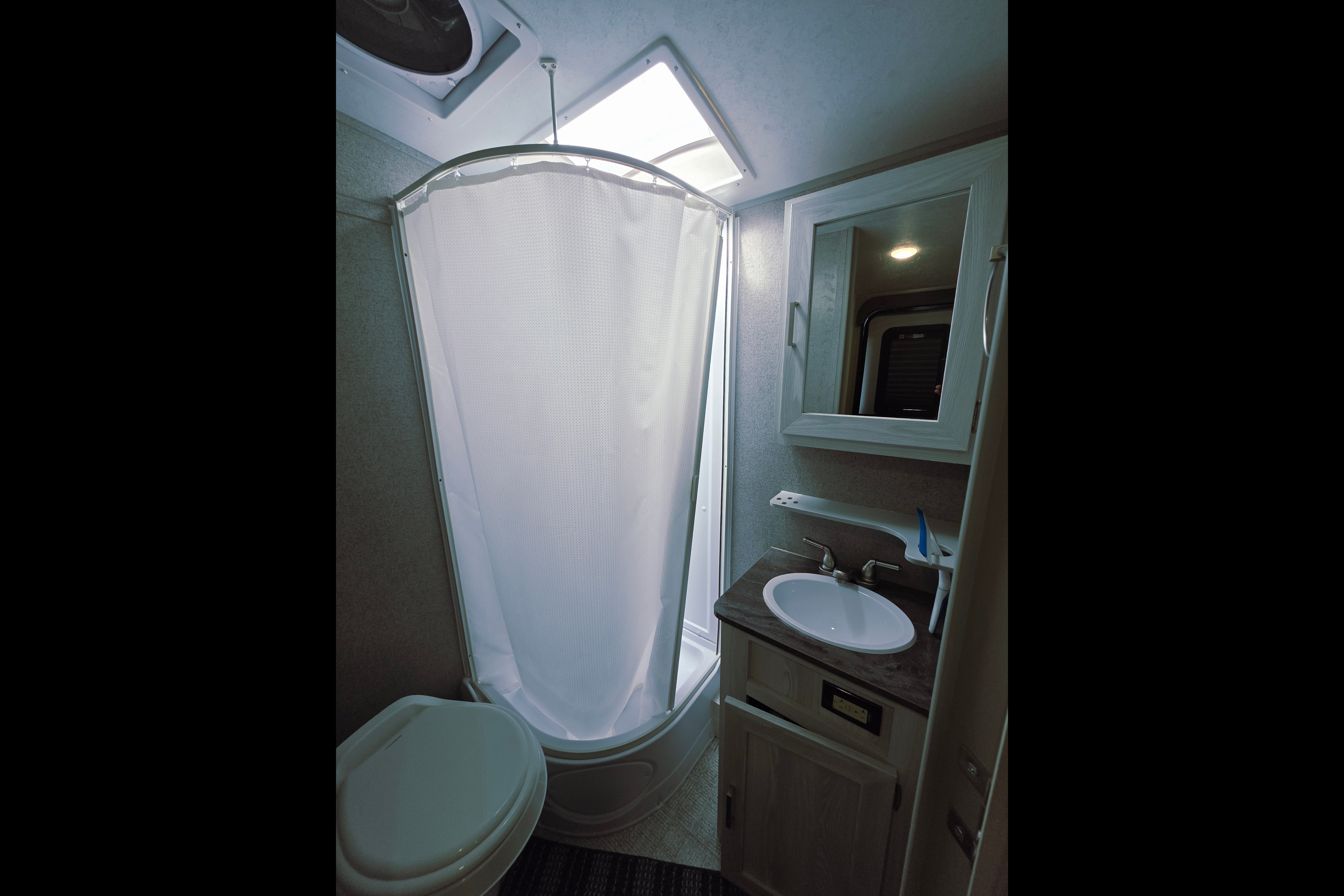 The Gem Rockwood Geo Pro Travel Trailer