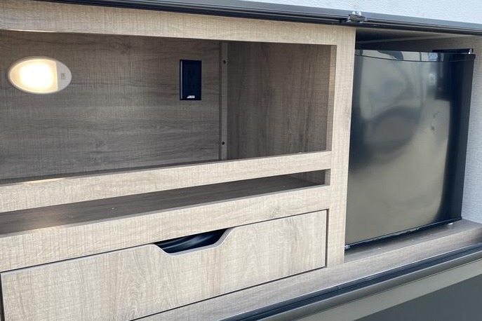 Tropical RV Grand Design Imagine 2910BH Travel Trailer