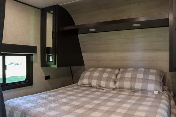 2022 Jayco Jay Flight Rocky Mountain Edition