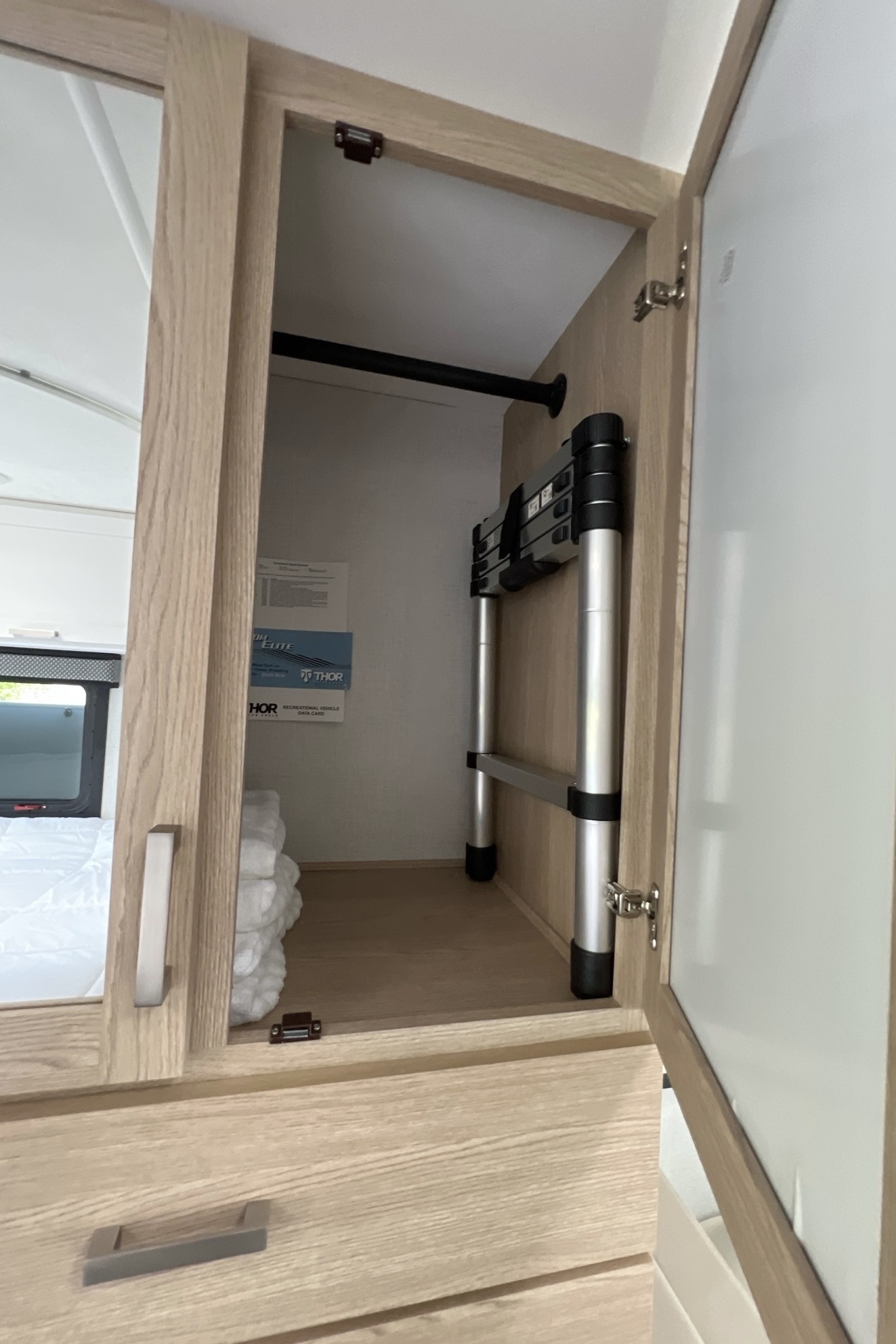 Vacation-Ready New 2026 RV, Sleeps 6 + Free Resort Stay Option
