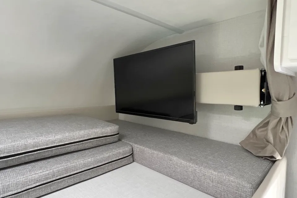 Vacation-Ready New 2026 RV, Sleeps 6 + Free Resort Stay Option