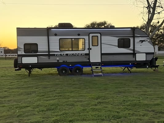 Family bunkhouse RV Sleeps 8