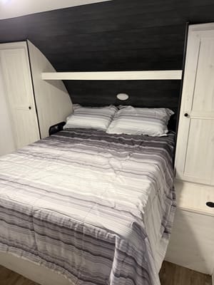 Family bunkhouse RV Sleeps 8