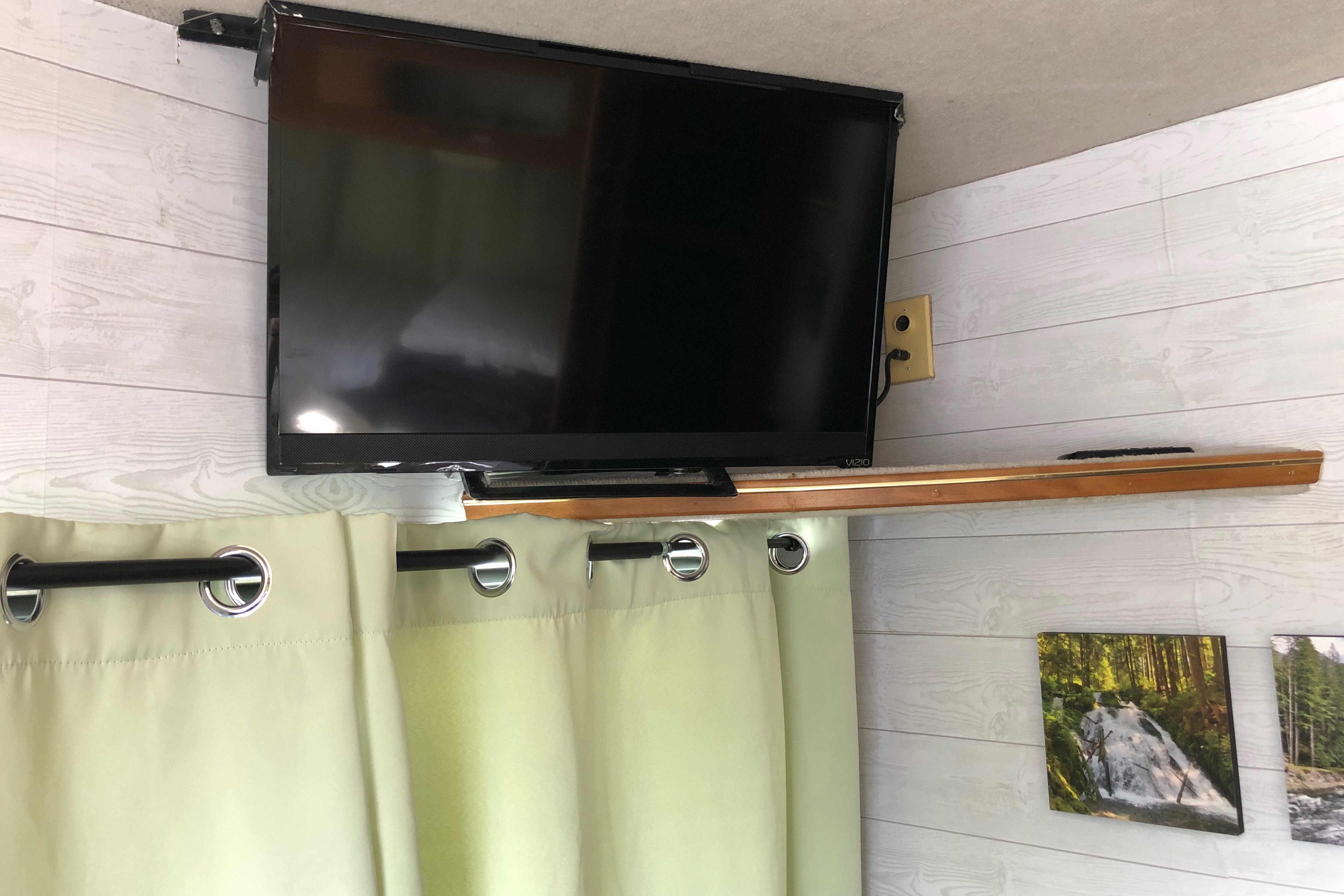 Newly updated! 2007 Fleetwood Terra Class A