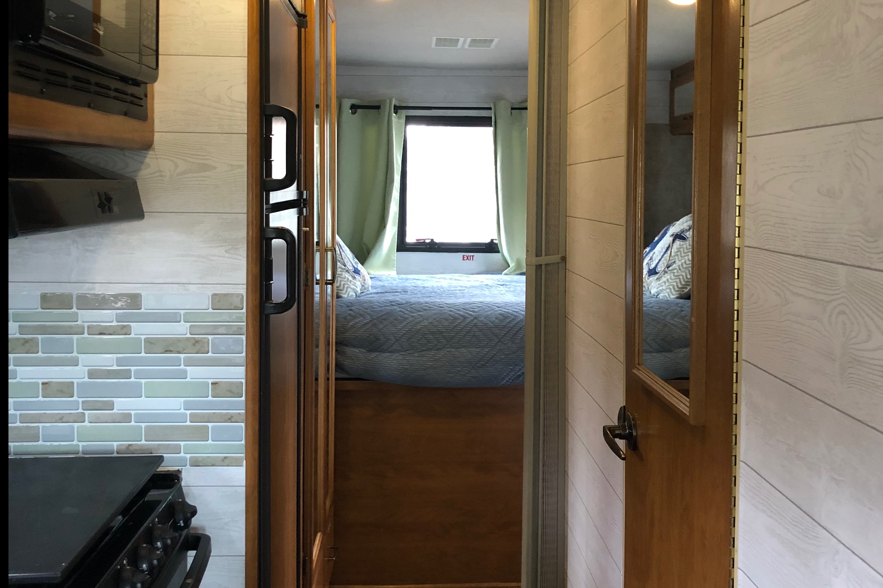 Newly updated! 2007 Fleetwood Terra Class A