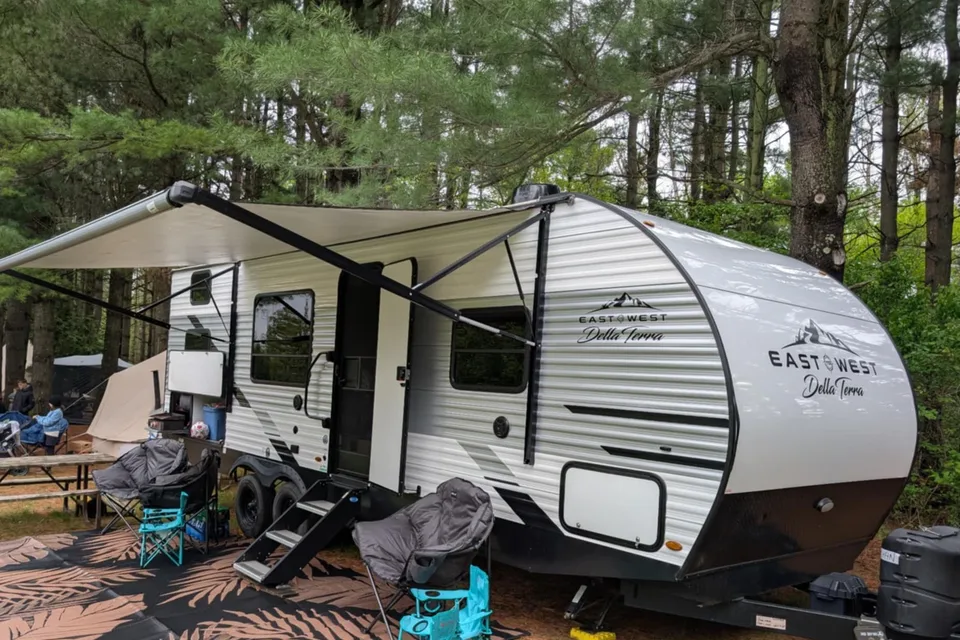 AnLana’s Travel Trailer
