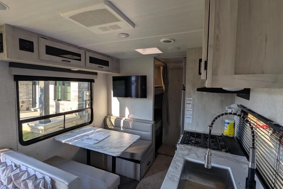 AnLana’s Travel Trailer