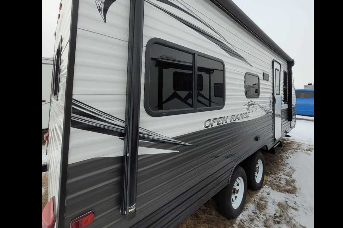 Perfect couples or small family trailer.