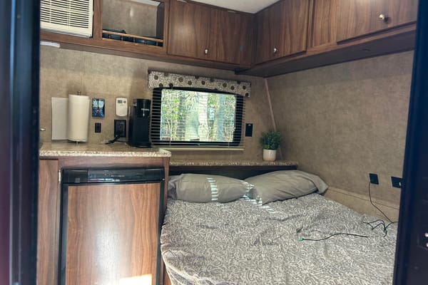 2018 Coachmen Clipper Cadet 16CBH Travel Trailer