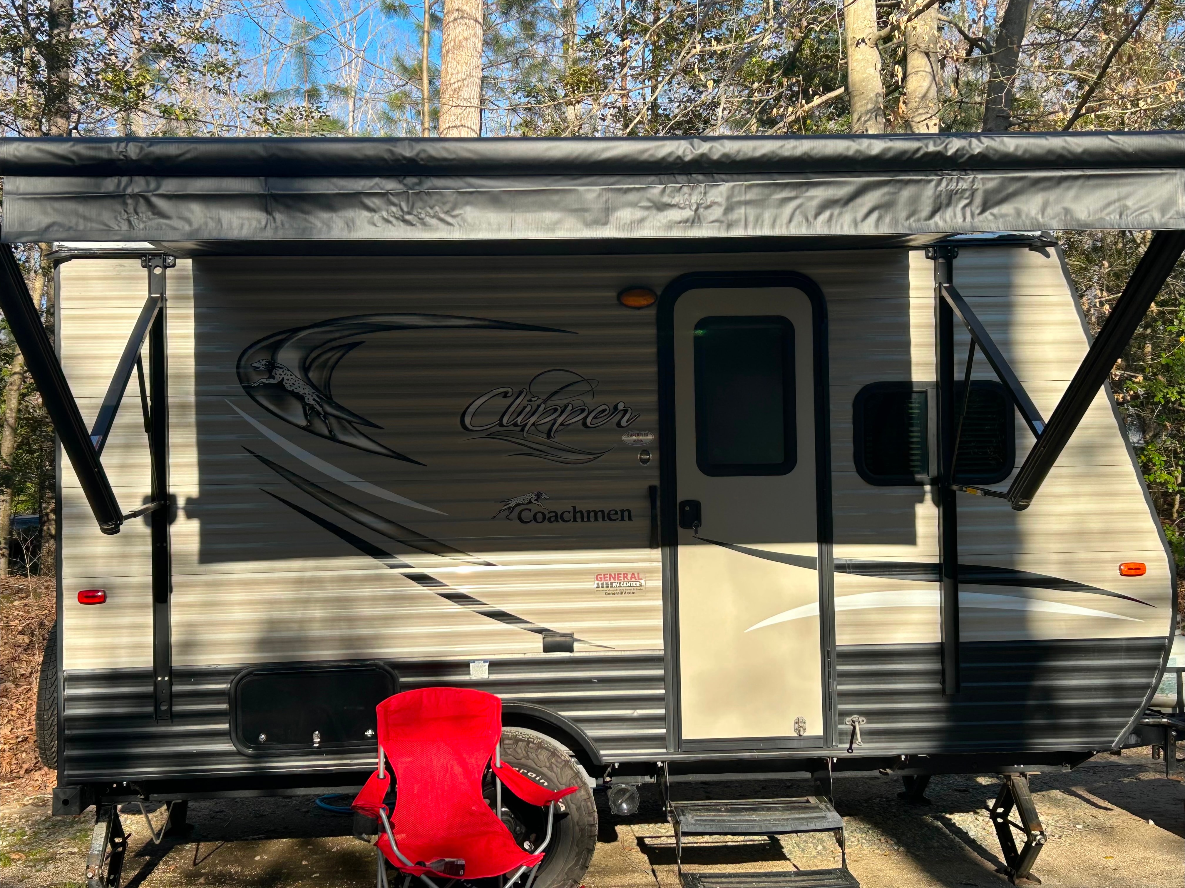 2018 Coachmen Clipper Cadet 16CBH Travel Trailer