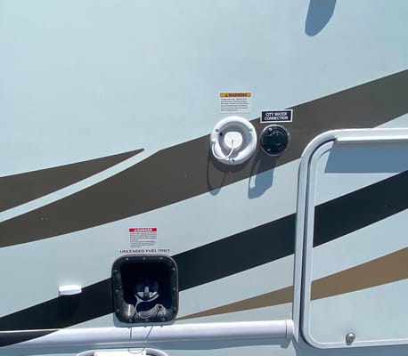 Four Wind Class C RV! Unlimited Miles!
