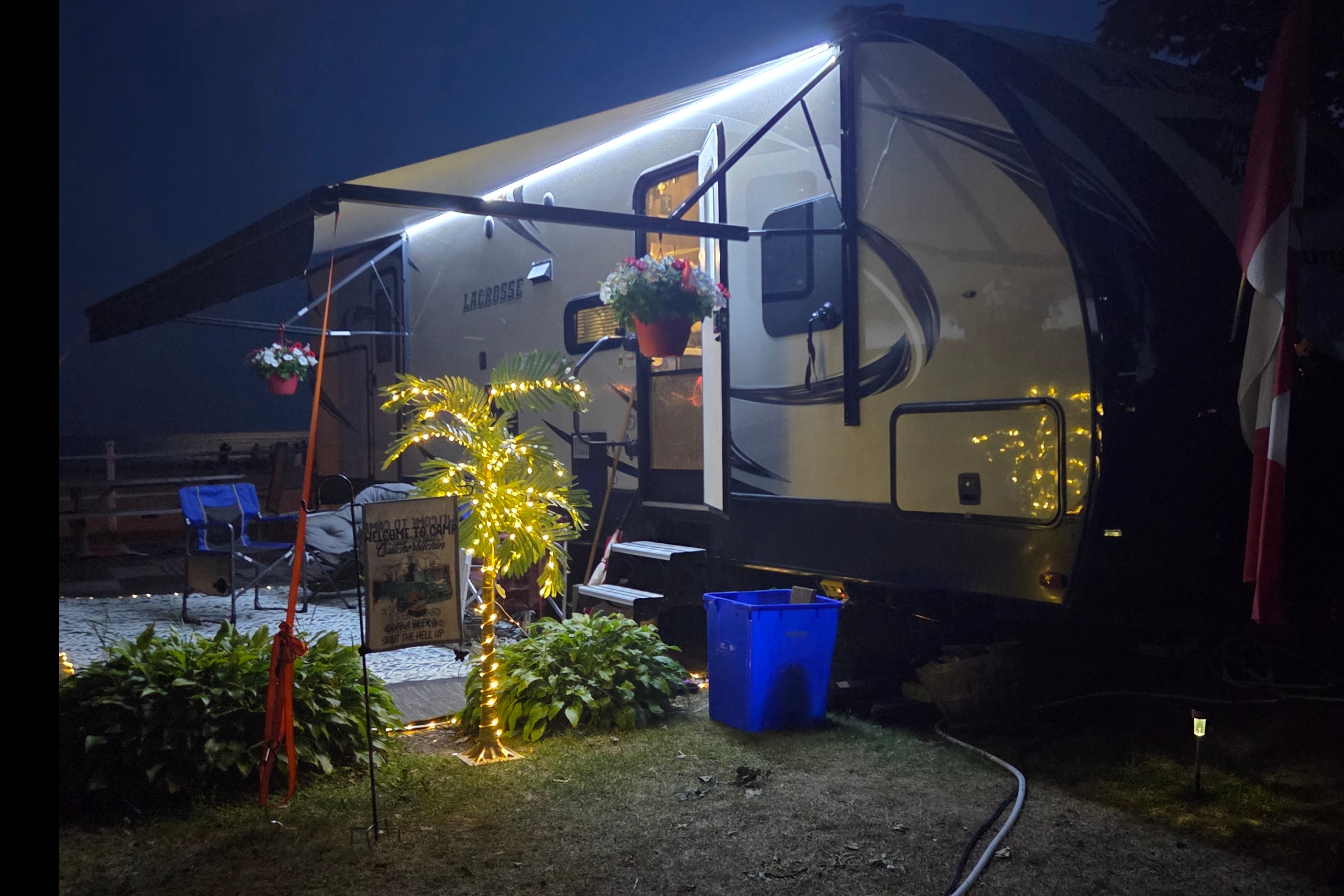 Sean's Lacrosse Luxury Lite 339BHD Travel Trailer