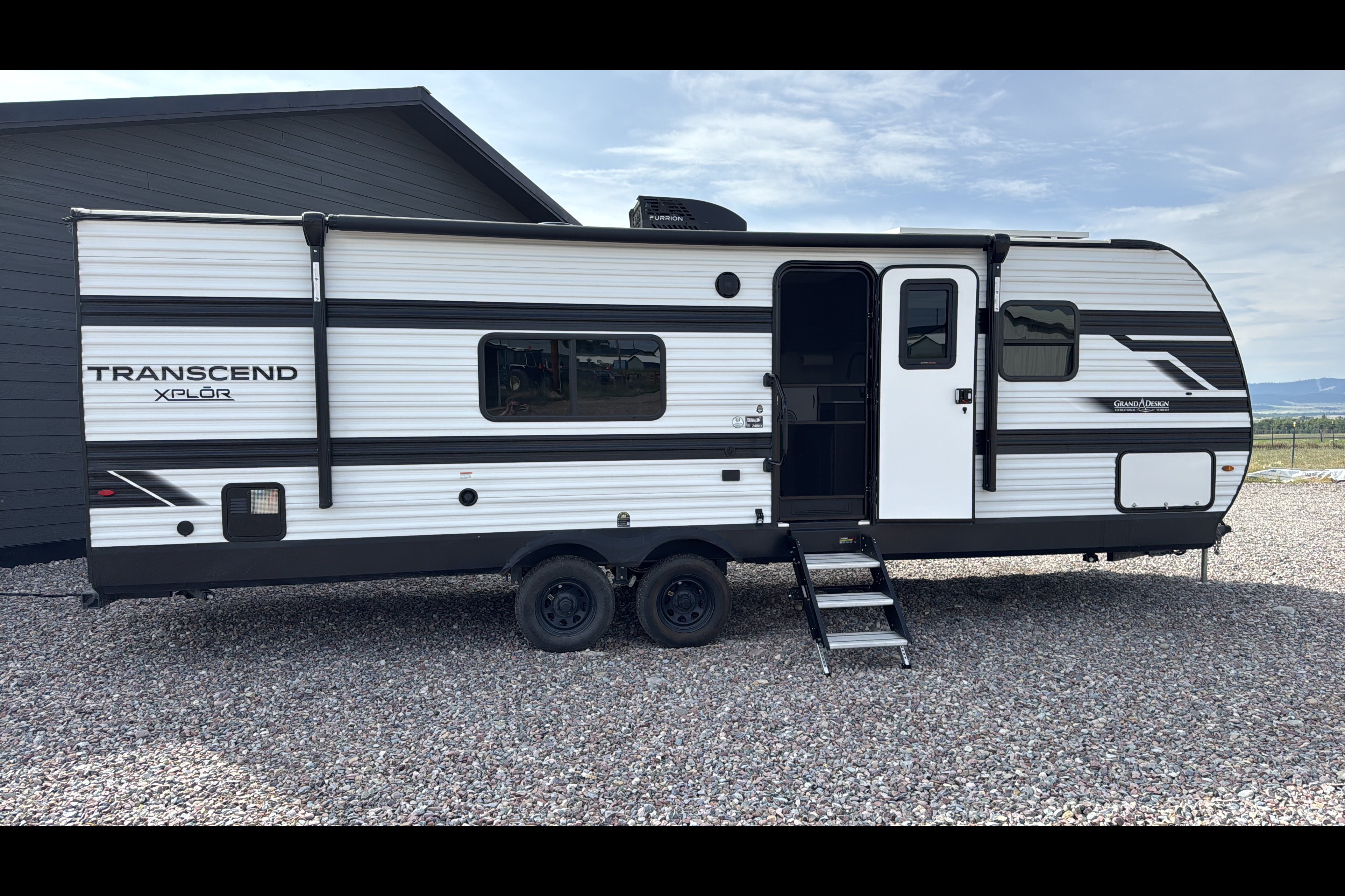 2025 Grand Design Transcend Xplor 24BHX Travel Trailer