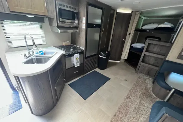 2016 Kodiak Ultimate 295TBHS