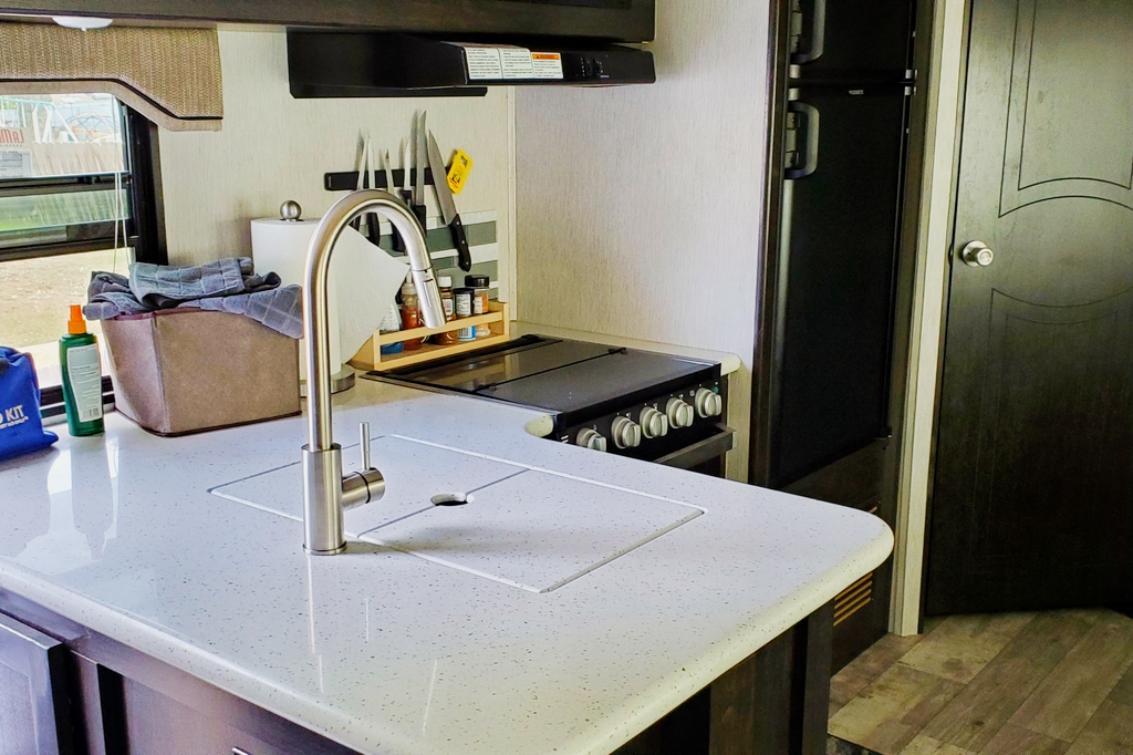[16] Stress Free RVs - 2018 XXL - North Trail - 2BR /2BA Bunkhouse