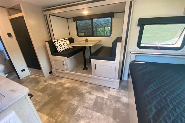 Nano apex194bhx Travel Trailer