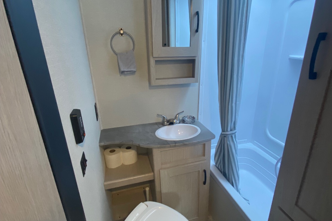  Nano apex194bhx Travel Trailer