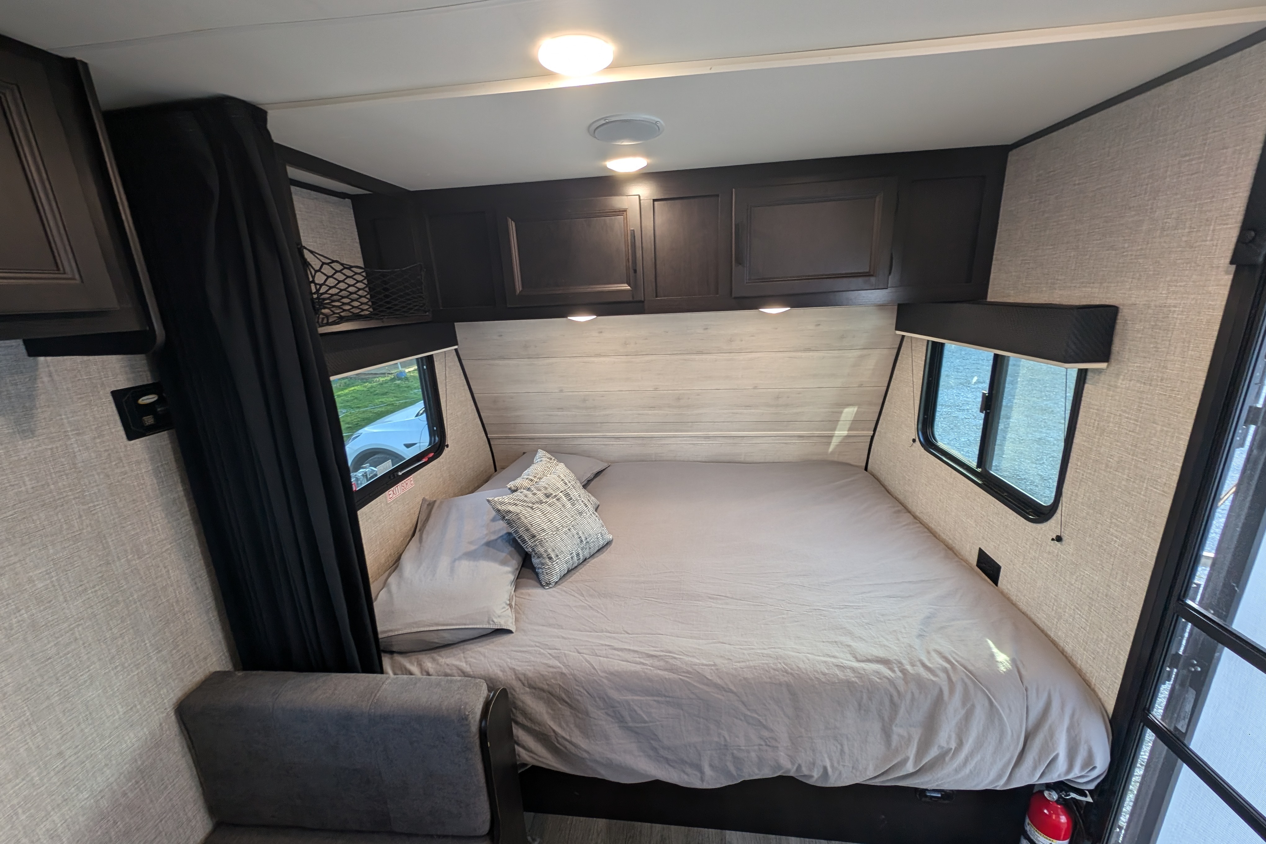The Cozy Cruiser: Jayco 2022 Jayflight 174BH Baja Travel Trailer