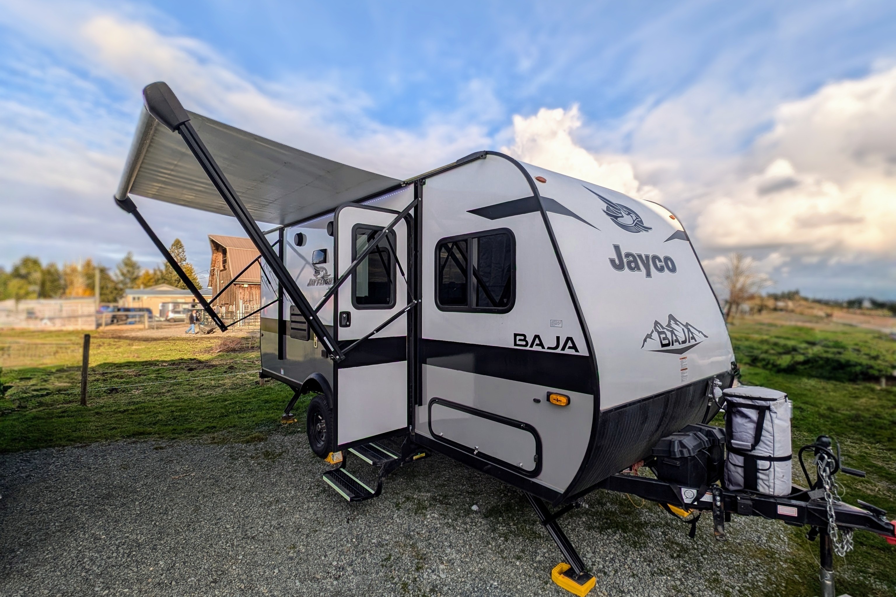 The Cozy Cruiser: Jayco 2022 Jayflight 174BH Baja Travel Trailer