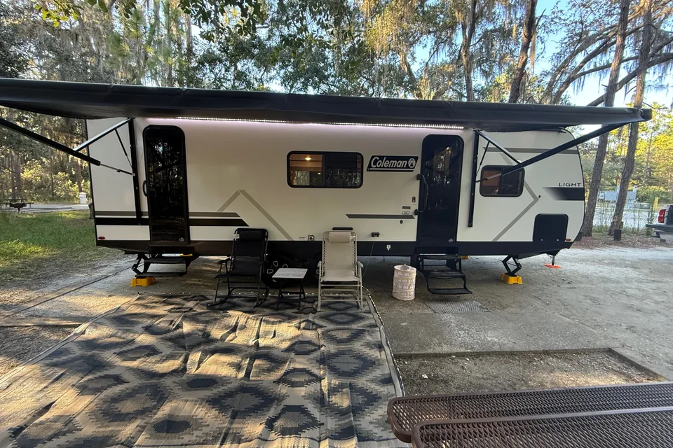 Carson's Keystone 26BX Travel Trailer