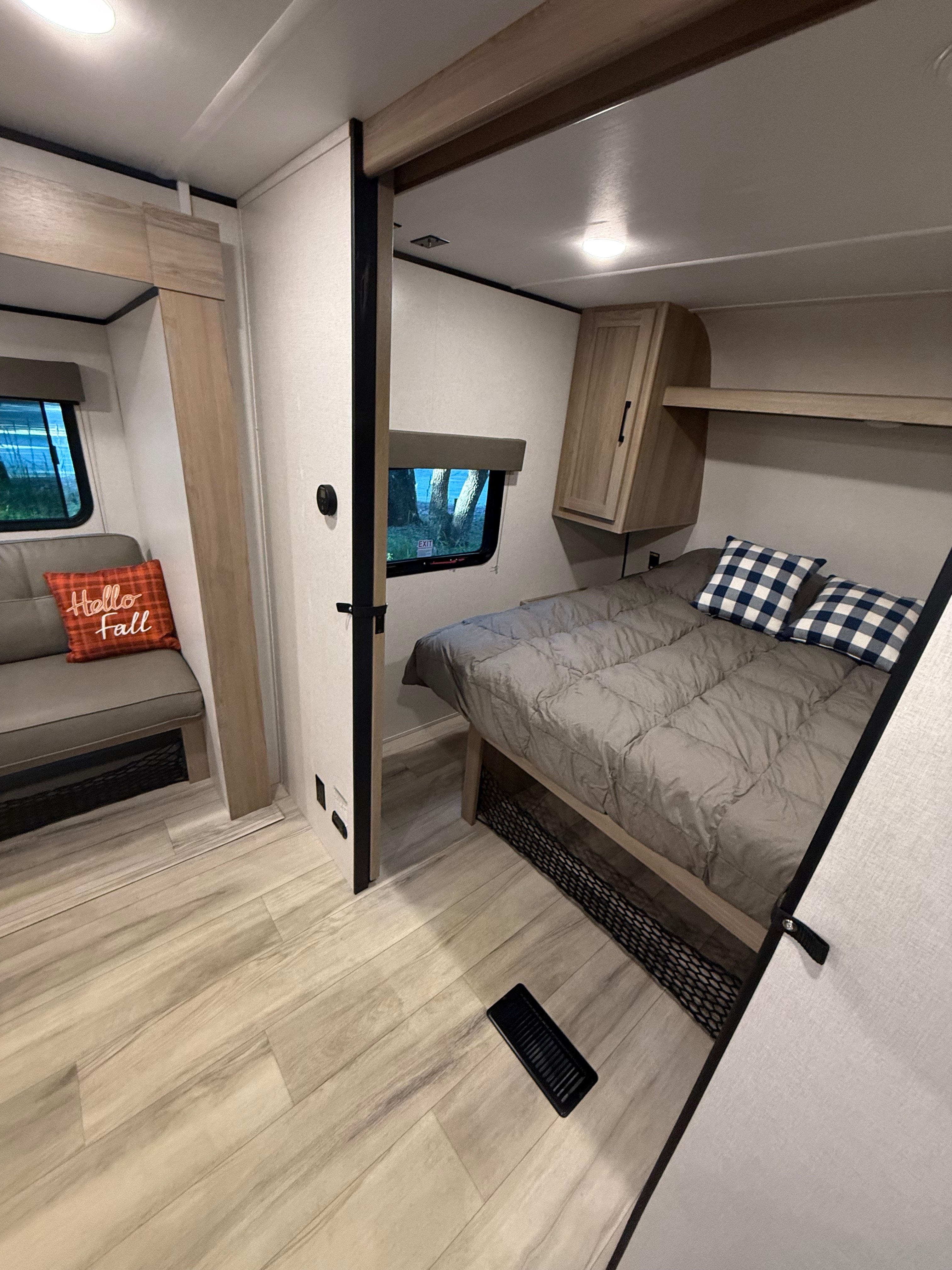 Carson's Keystone 26BX Travel Trailer
