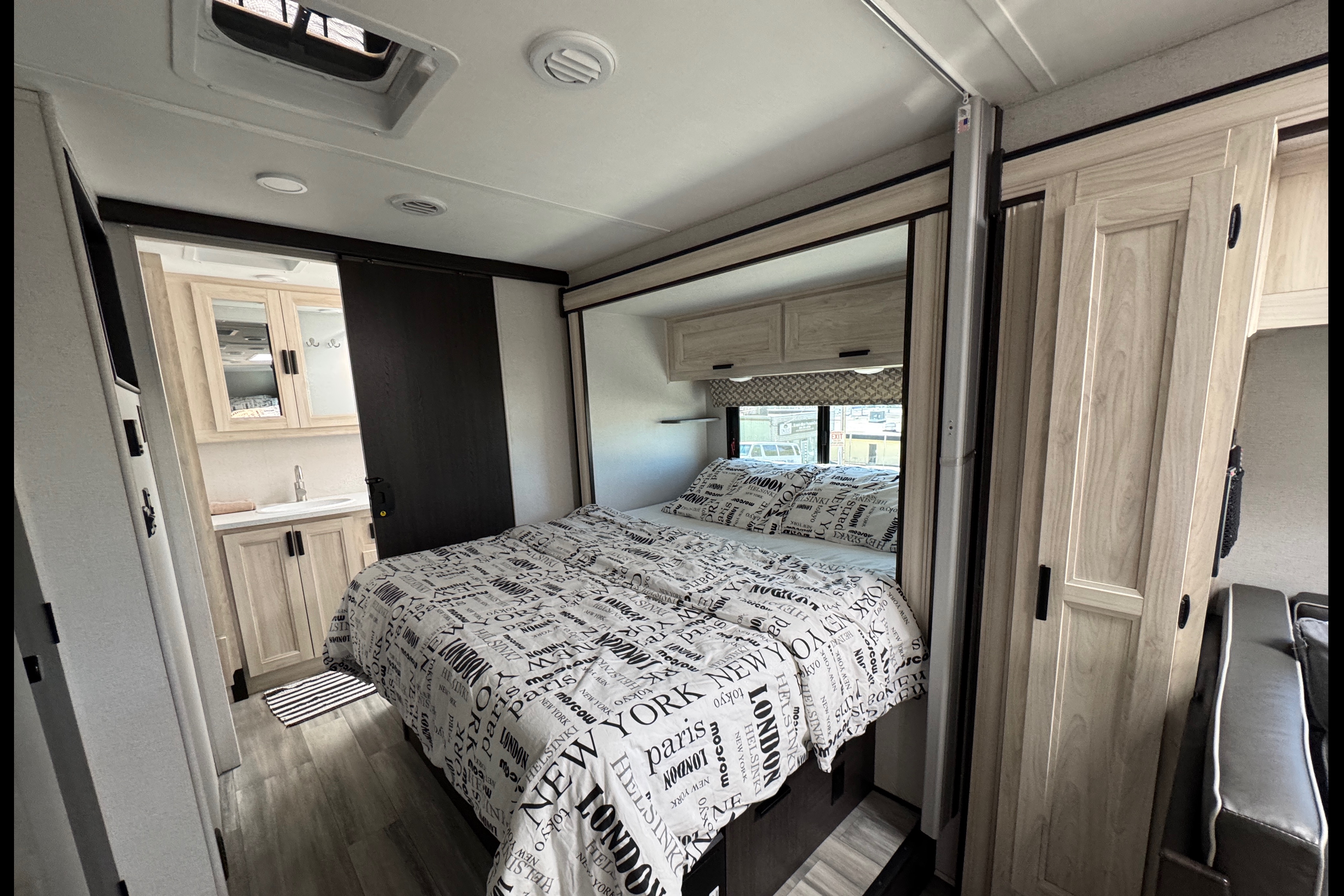 Woodies Adventurer Lp E450 Class C