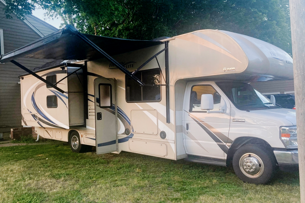 Amy's Thor Motor Coach Freedom Elite Class C