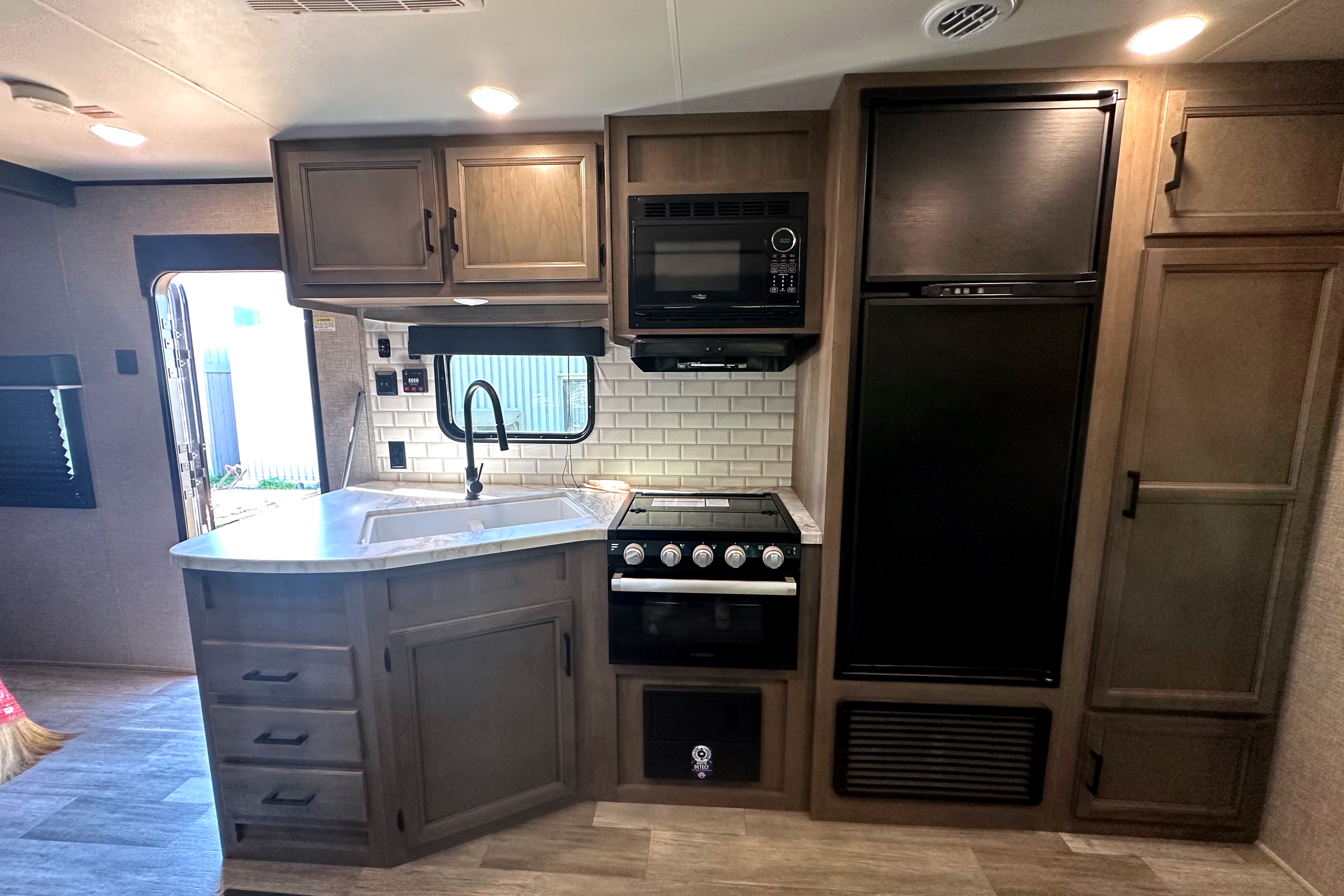Jayco Jay Flight SLX Western Edition Travel Trailer