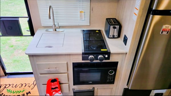 Premier Rentals Forest River Aurora 18BHS