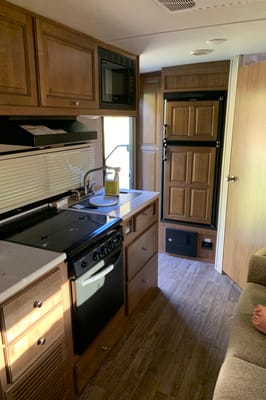 Glenn’s Forest River 21ft Travel Trailer