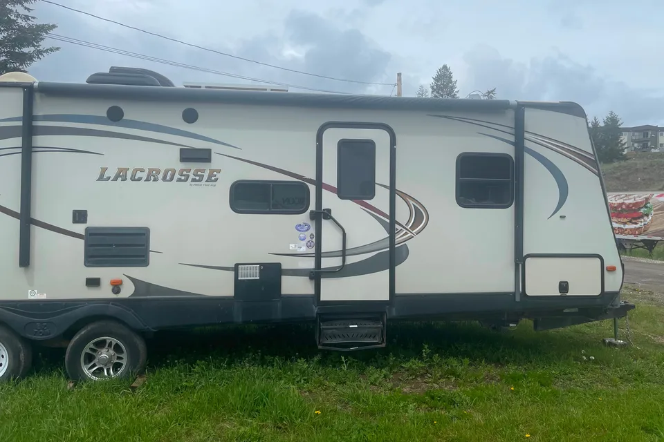 Brittany's Lacrosse Luxury Lite Travel Trailer