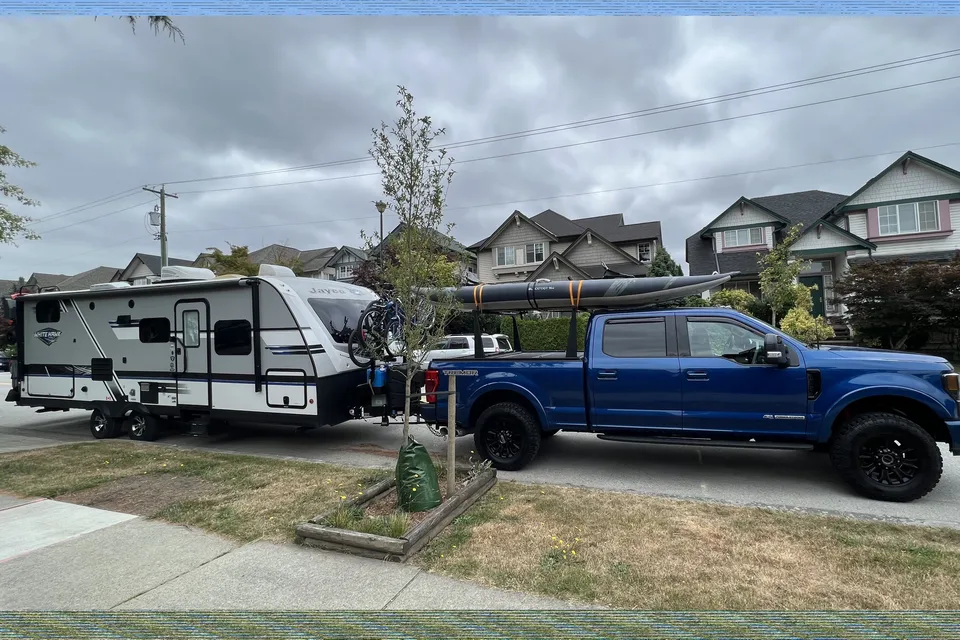 Neo's Jayco white hawk 24mbh Travel Trailer