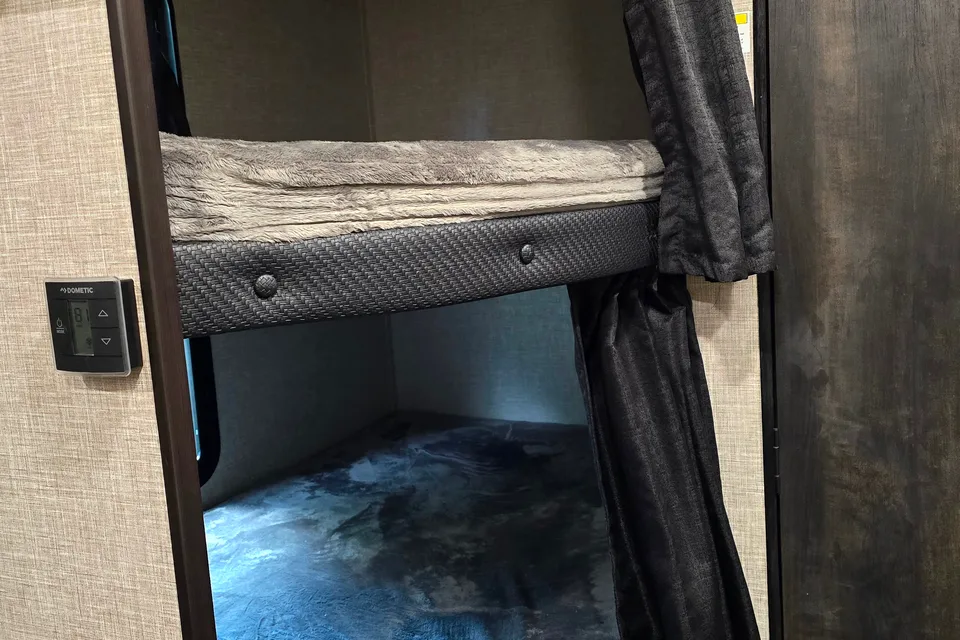 Shawn's Jayco J flight Travel Trailer