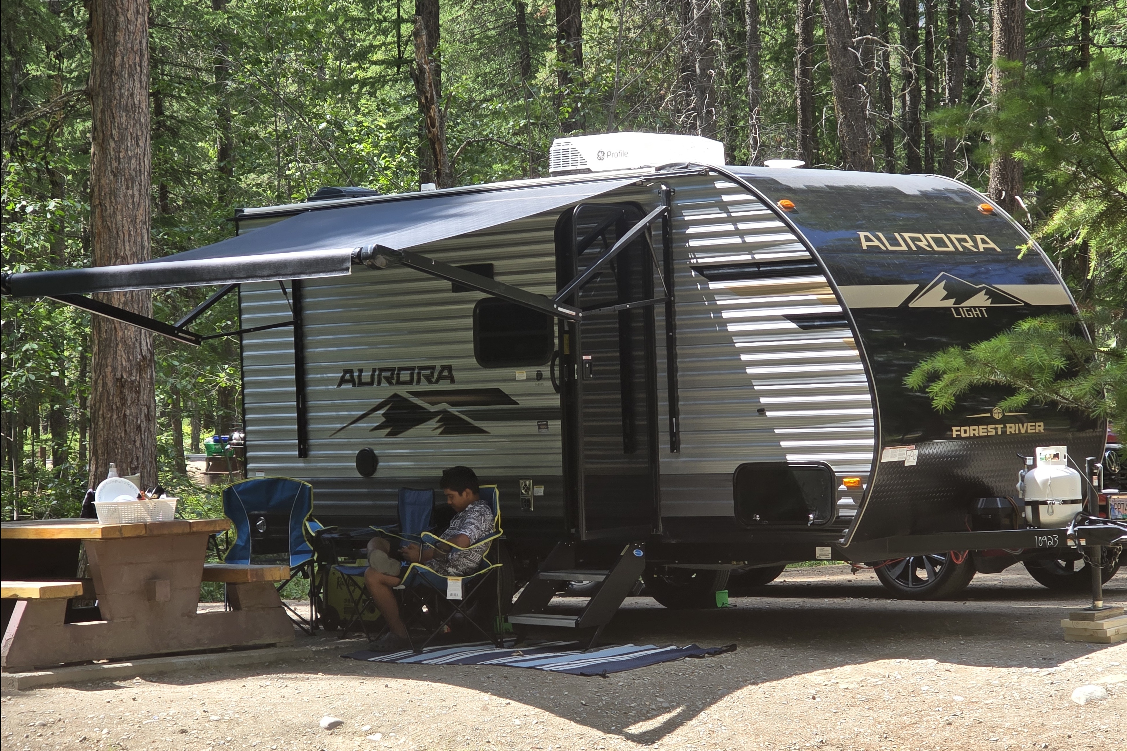 NEW 2025 Forest River Aurora 16BHX