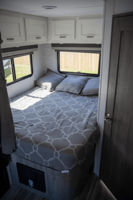 C08 - 6 Sleeper - The RV Rental Factory