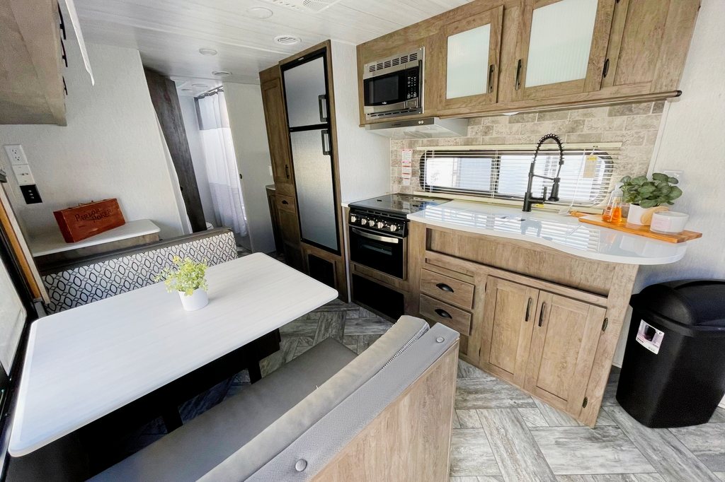 Brand New Forest River Evo Trailer **No Dunes**