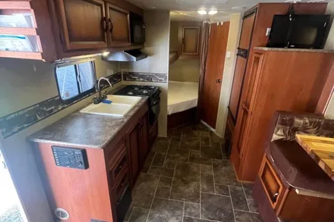 Cheryl's Sportsmen S242bhss Travel Trailer