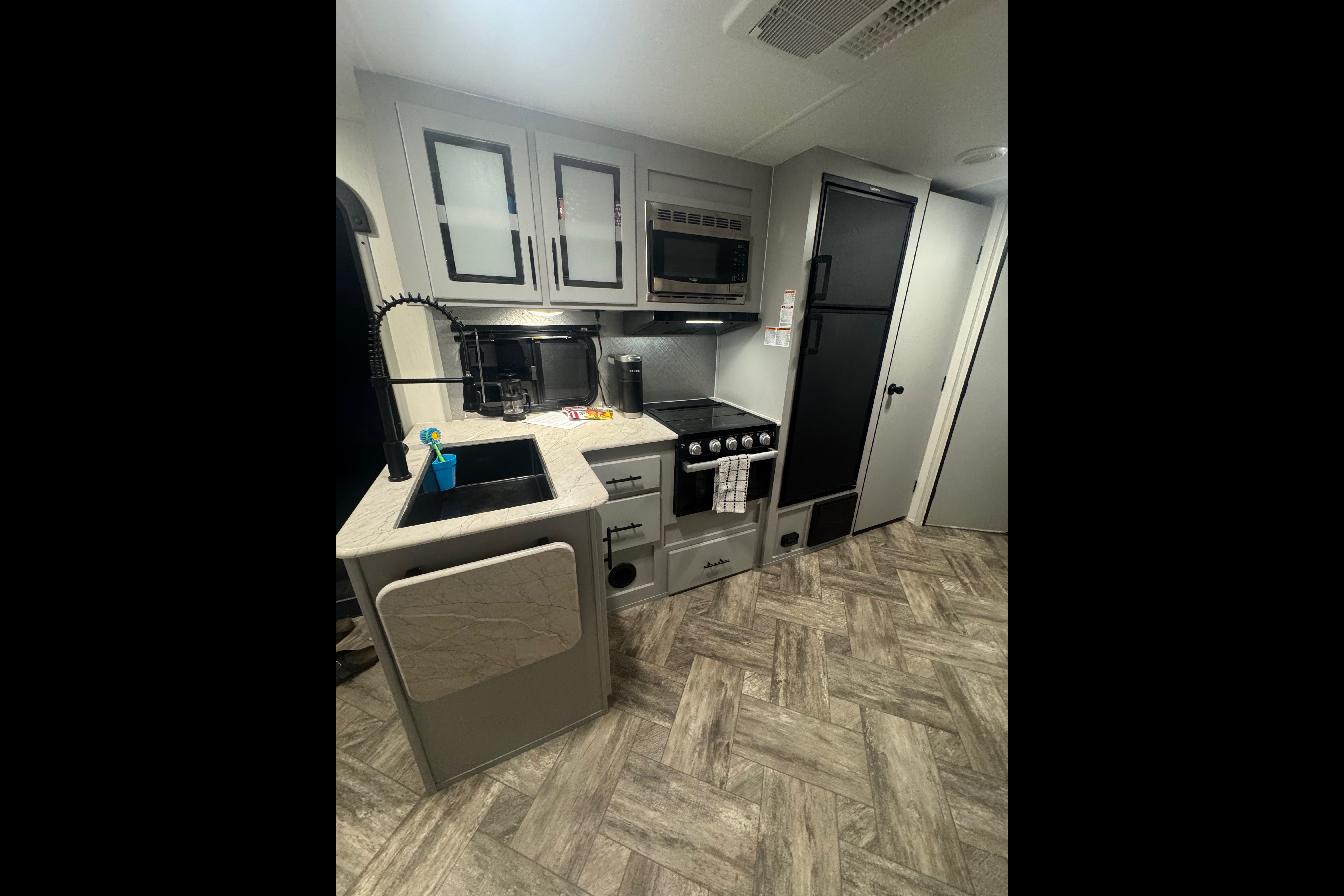 Cameron's Forest River Vibe T26DB Travel Trailer