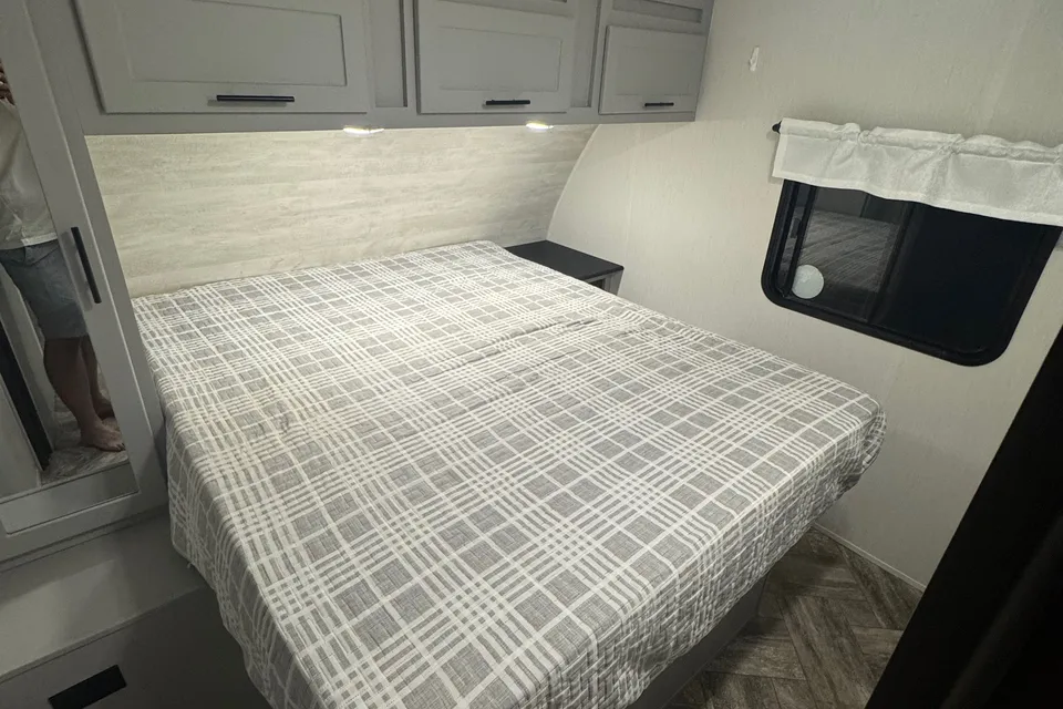 Cameron's Forest River Vibe T26DB Travel Trailer