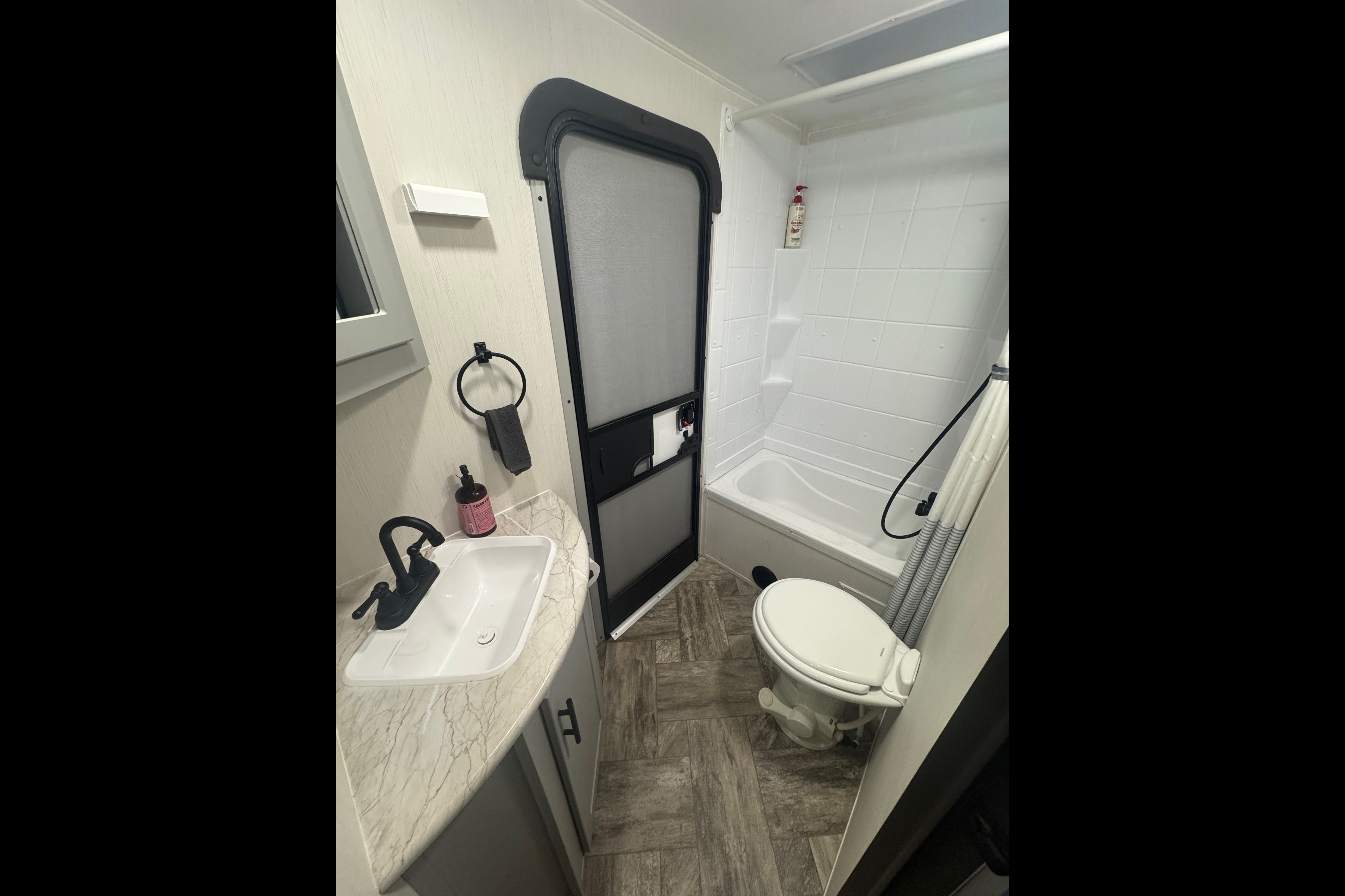 Cameron's Forest River Vibe T26DB Travel Trailer