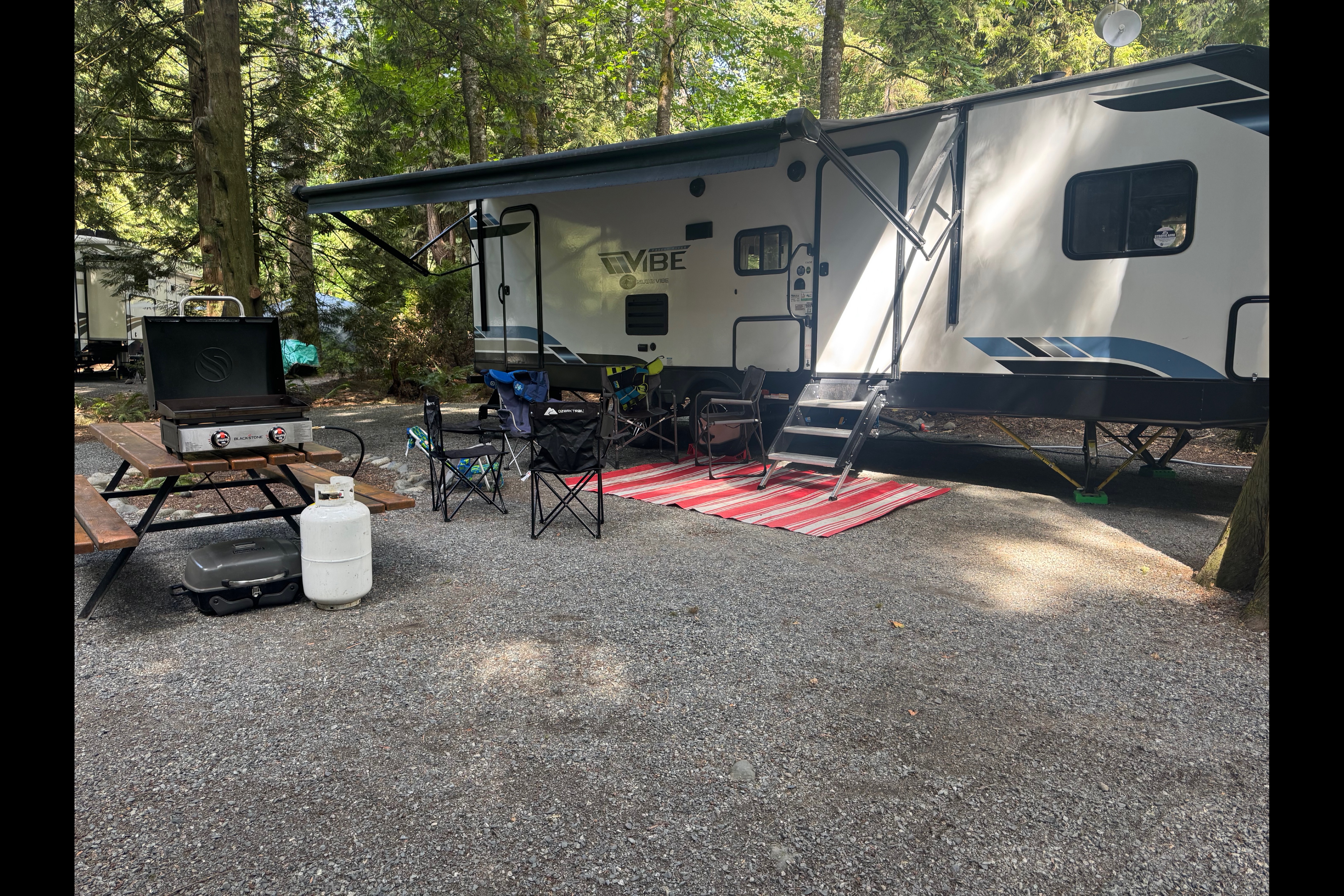 Cameron's Forest River Vibe T26DB Travel Trailer
