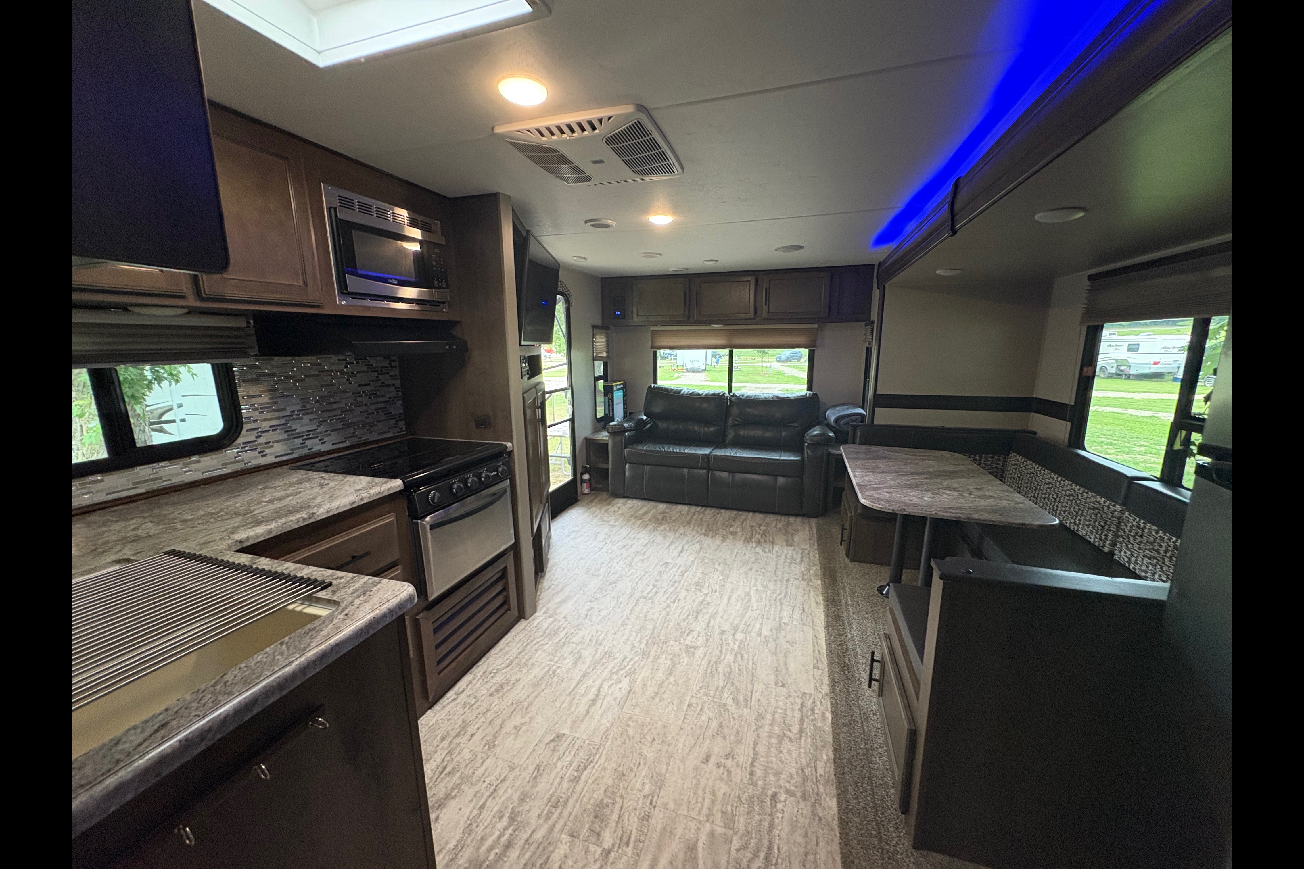 KZ 261RL Travel Trailer