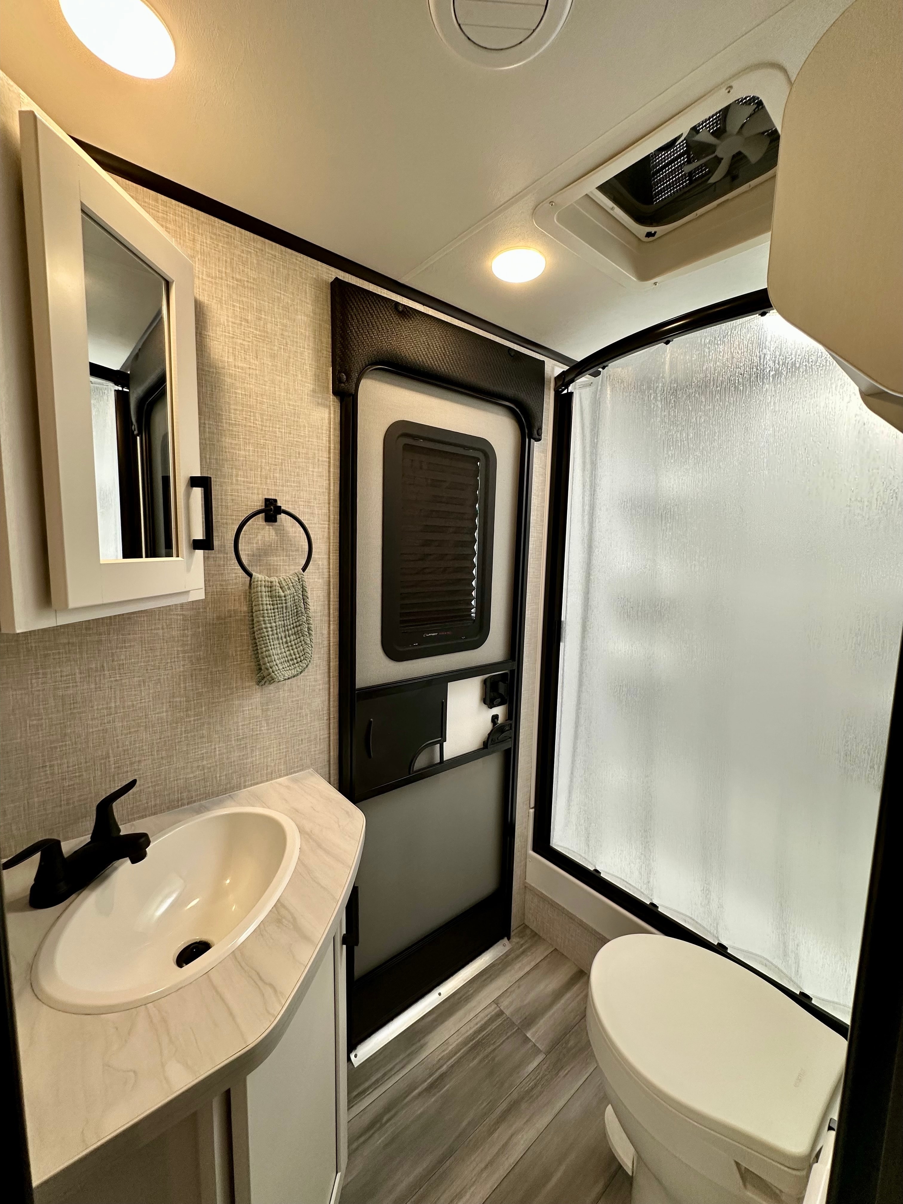 Luxury 2024 Jayco Jayfeather - Fully Stocked