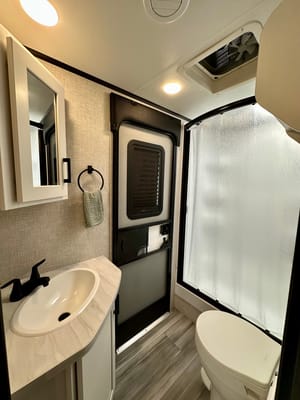 Luxury 2024 Jayco Jayfeather - Fully Stocked