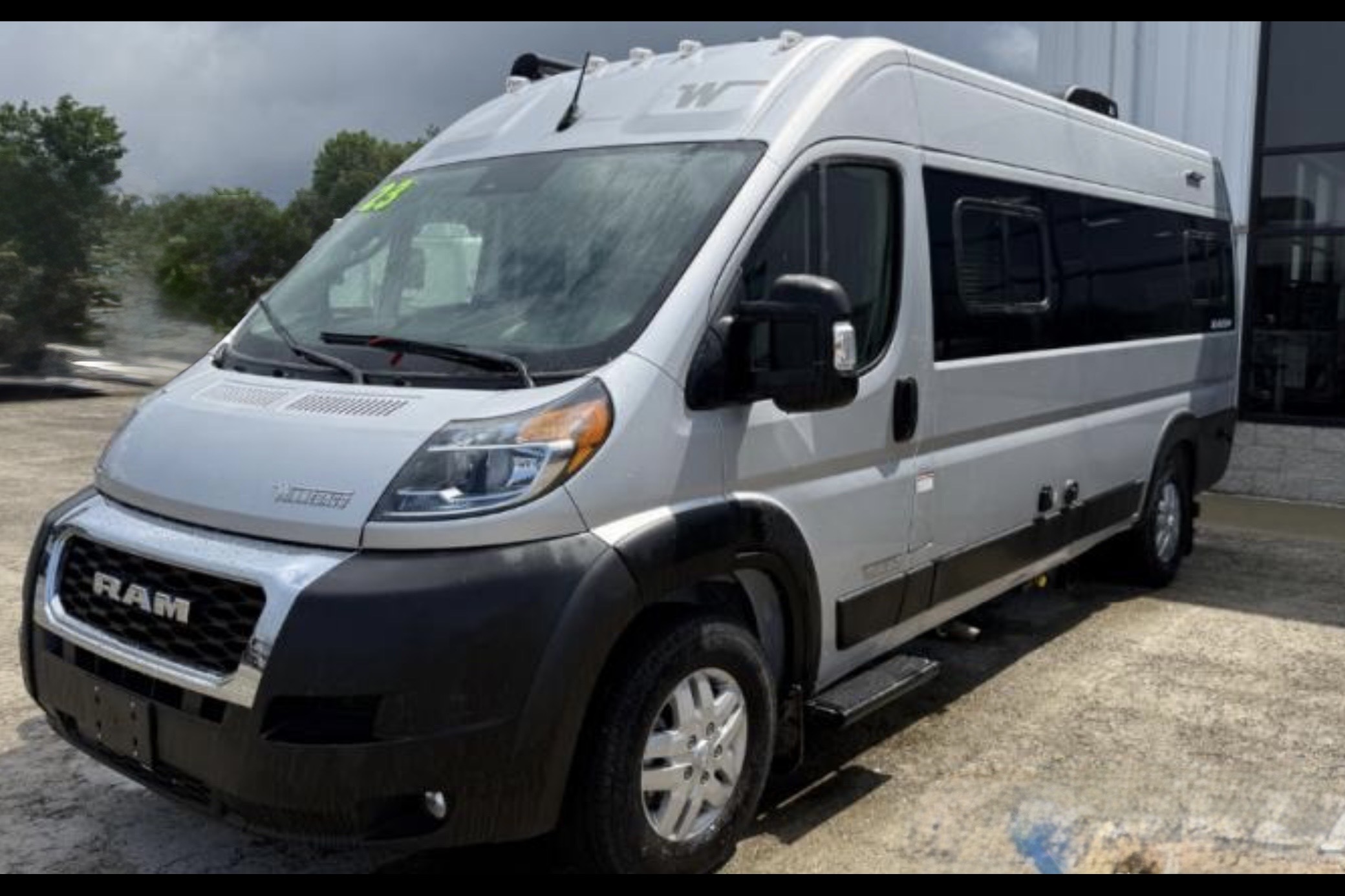 Jason's Winnebago 59P Class B