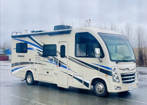 “Harvey” the Thor Motor Coach Vegas 24.1 Class A