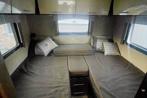 “Harvey” the Thor Motor Coach Vegas 24.1 Class A