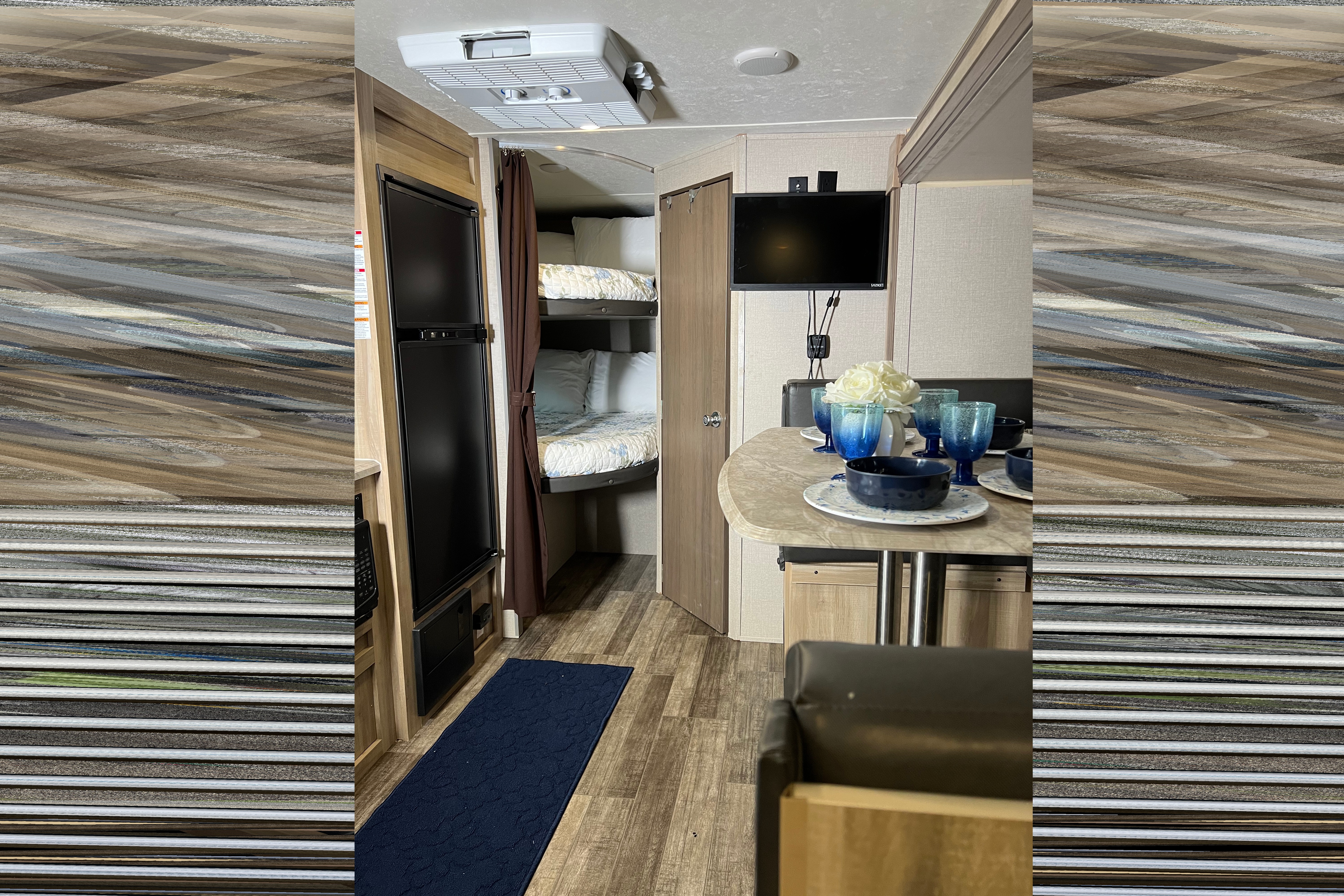 Coachmen Catalina Summit Series 7 Travel Trailer