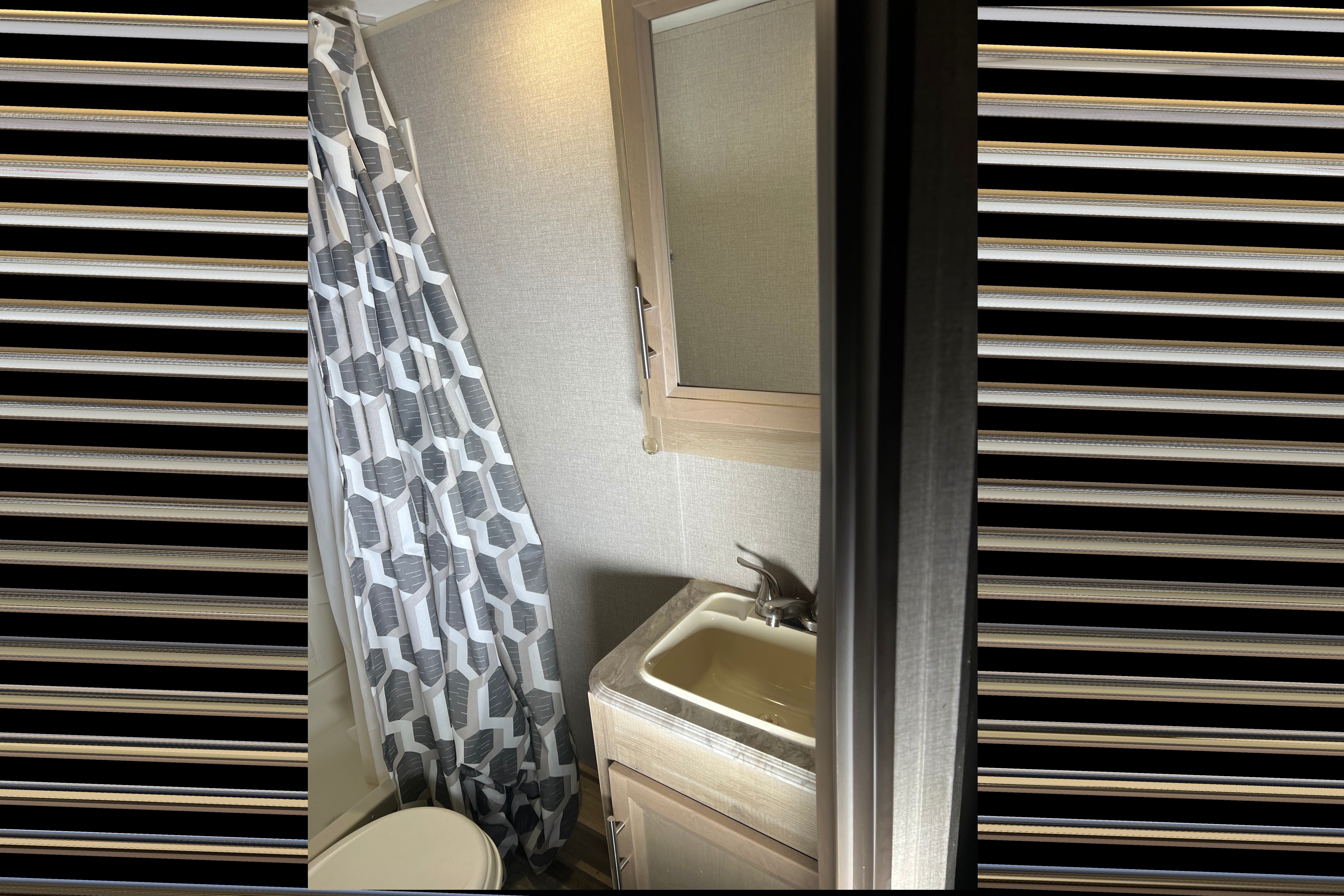 Coachmen Catalina Summit Series 7 Travel Trailer