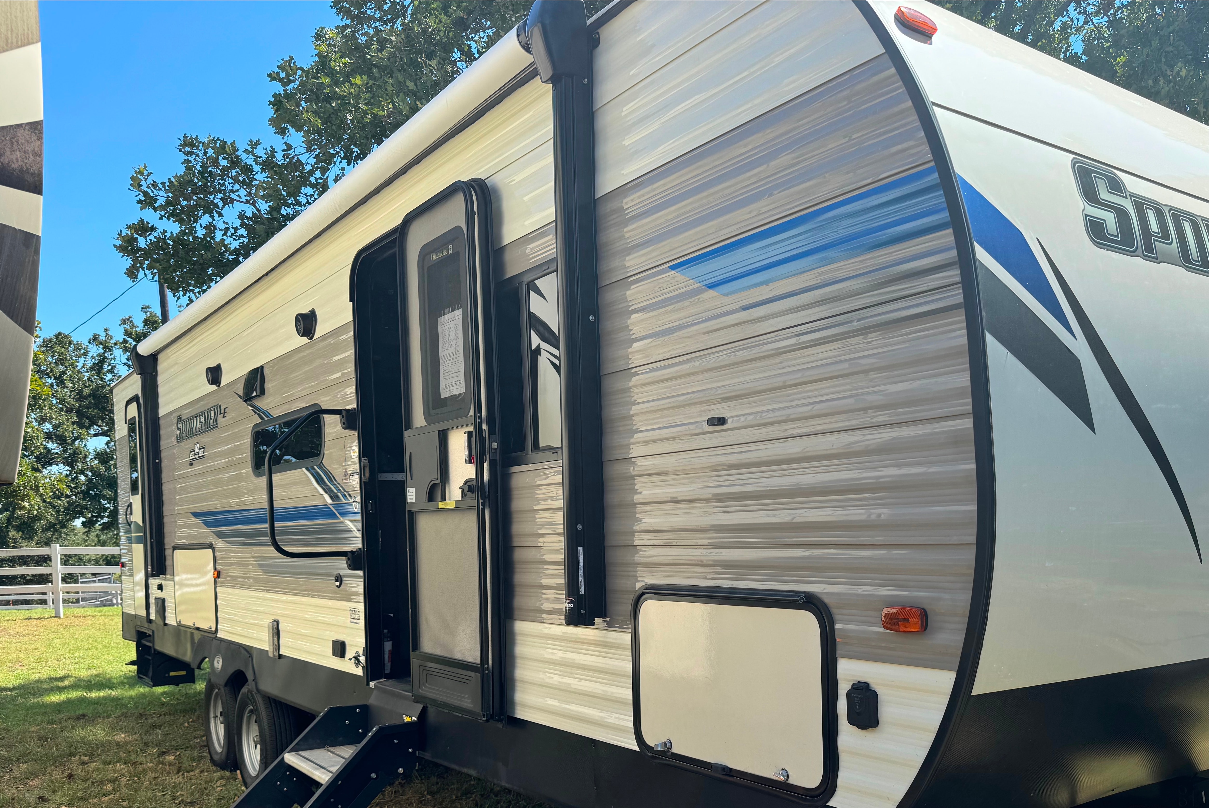 Sunflower RV Rentals KZ Sportsmen LE Bunkhouse Travel Trailer.